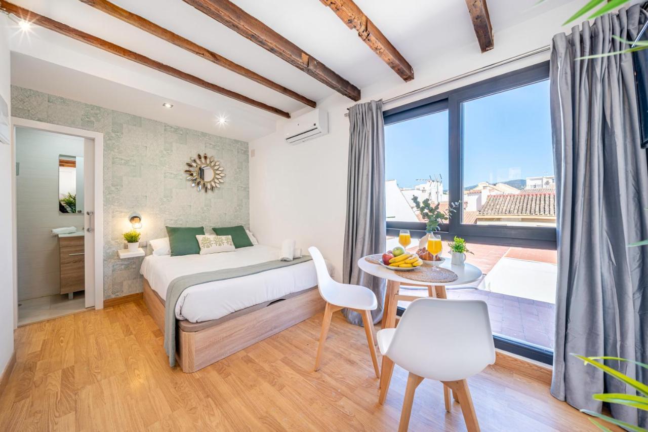 Old Town - Cozy Apartment Малага Екстер'єр фото